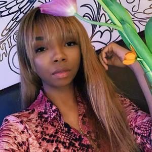 Meet your Posher, Nichele